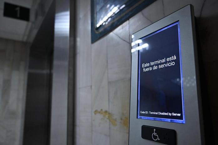 Elevadores en Torre de Tribunales fueron entregados hace un mes. Foto La Hora: Fabricio Alonzo