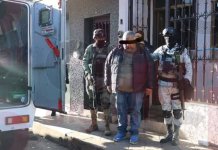 Juez ordena la liberación de «El Chuy» desencadenando una balacera en Michoacán Un juez federal del estado de Michoacán ordenó la liberación de Jesús Rivera Aguirre, alias “El Chuy”, acto que desencadenó una balacera en el sector.