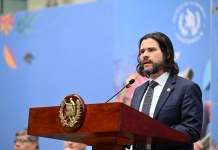 Viceministro de Economía explica proceso para seleccionar candidatos a Superintendencia de Competencia El viceministro de Competencia, Antonio Romero, explicó la fase para la selección de candidatos a directores de la Superintendencia de Competencia. Foto: Ministerio de Economía