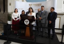 Impulsan eliminar el pago del IVA en medicinas, otra propuesta a revisar precios de medicamentos La diputada Alexandra Ajcip junto a colegas impulsan otra iniciativa de ley para acceso a medicamentos. Foto: Congreso de la República