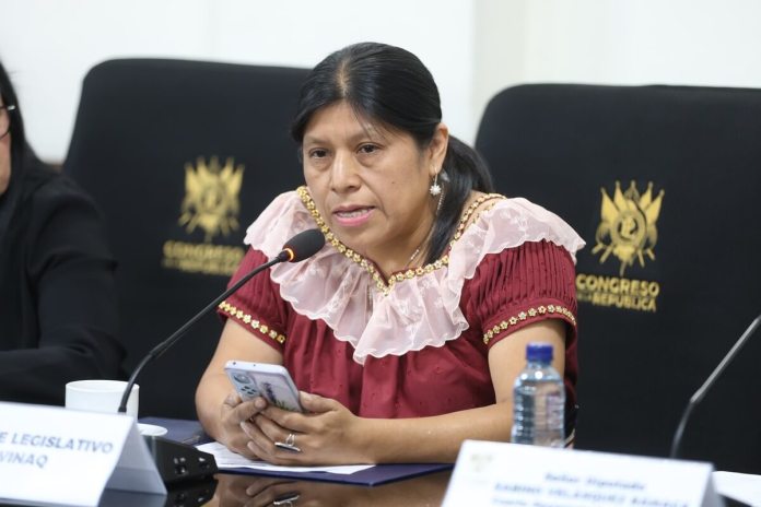 La diputada Sonia Gutiérrez recurre a la Contraloría General de Cuentas por el aumento de sueldo a sus colegas. Foto: La Hora