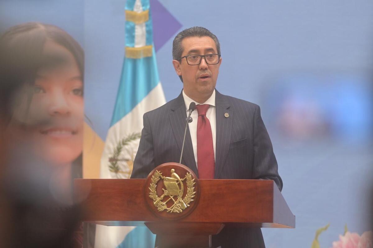 Retos para el nuevo titular de la SAT: carga tributaria al 12.5% y nuevas tecnologías