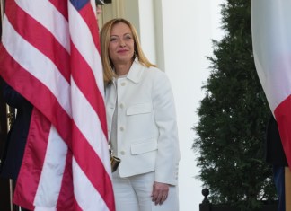 Primera ministra italiana, Giorgia Meloni, en la Casa Blanca. Foto La Hora: EFE.