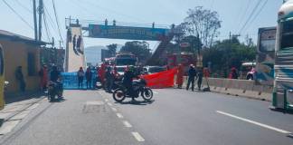 Tanto ingreso como salida de Chimaltenango ha sido bloqueado. Foto La Hora: PMT El Tejar