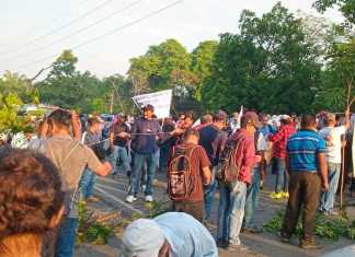 Desde tempranas horas de este lunes 28 de abril, el Comité de Desarrollo Campesino ( Codeca) inicio con la realización de bloqueos. Foto La Hora: Codeca.