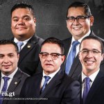 La junta directiva del Congreso de la República anunció la suspensión del incremento de salario para los diputados. Foto La Hora: Arte Francisco Altán