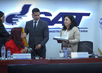 Conoce a los cinco candidatos elegibles para ser jefe de la SAT que seleccionó el Directorio