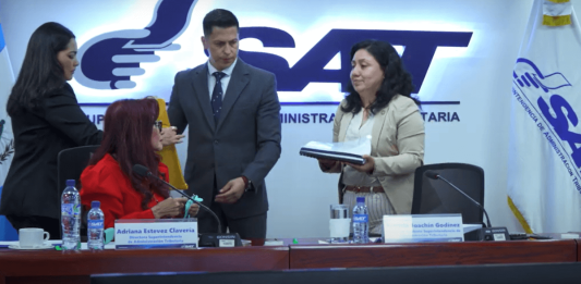 Conoce a los cinco candidatos elegibles para ser jefe de la SAT que seleccionó el Directorio