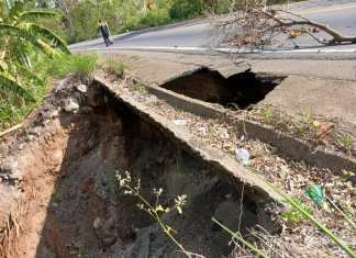 Conred registra un socavón Km. 97 en Taxisco, Santa Rosa