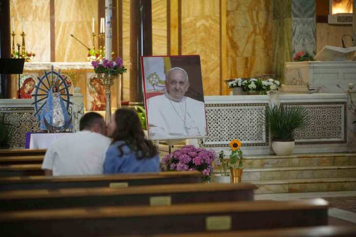 De qué murió el Papa Francisco
