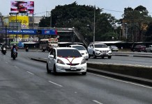 Cientos de guatemaltecos empezaron a regresar a sus hogares después de las vacaciones de Semana Santa. Foto La Hora: Daniel Ramírez.