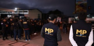 Autoridades del Ministerio Público (MP), realizan el seguimiento a una presunta complicidad entre agentes de la Policía Nacional Civil (PNC) y la pandilla "Barrio 18".