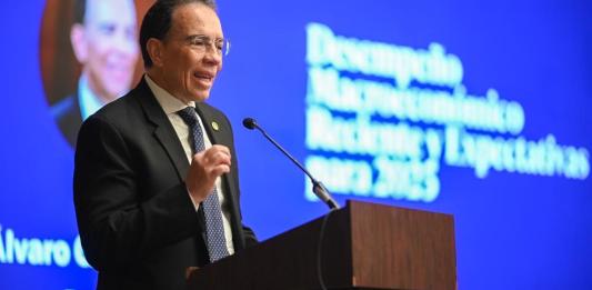 Junta Monetaria considera que se debe agotar la vía diplomática, pero ve posibles fortalezas ante decisión arancelaria de Trump