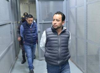 Luis Pacheco y Héctor Chaclán, ambos exdirectivos de los 48 Cantones de Totonicapán, son acusados de terrorismo. Foto La Hora/ Fabricio Alonzo