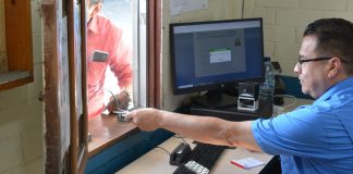 Los requisitos que el IGM solicita si no tiene el DPI son cuatro. Foto: La Hora / Migración.