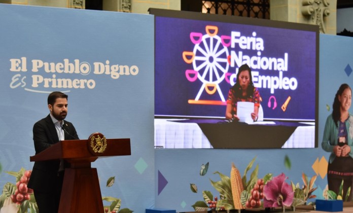 Ministra de Trabajo, Miriam Roquel, en Feria Nacional de Empleo 2025