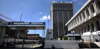 El edificio de la Torre de Tribunales, ubicado en la zona 1 capitalina, es uno de los lugares en donde se tramitan los casos. Foto: La Hora / Diego España.