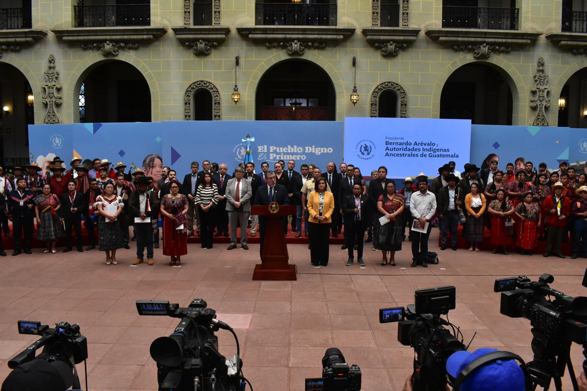 Presidente Arévalo: «Estamos cerrando filas contra la cooptación de instituciones de Justicia»