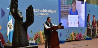 «Mano a Mano» se expande a más municipios sin mostrar resultados medibles Programa del Ministerio de Desarrollo Mano a mano a dias de cumplir un año