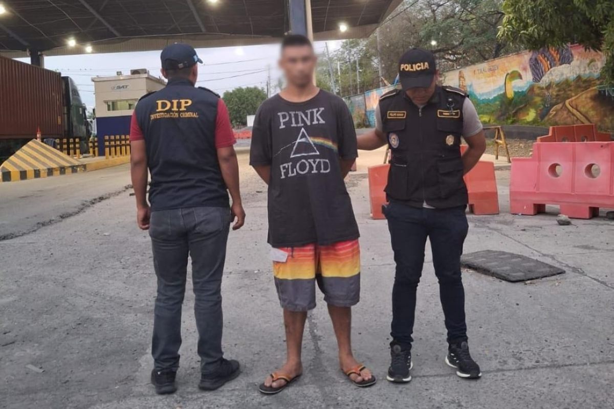Expulsan a salvadoreño tras cumplir condena por robo desde 2023