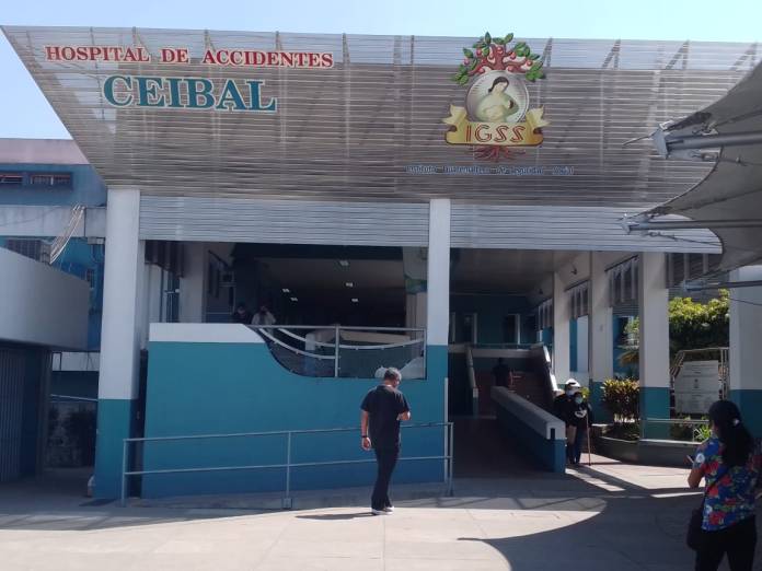 El software será instalado en nueve hospitales, según el Seguro Social. Foto La Hora: IGSS