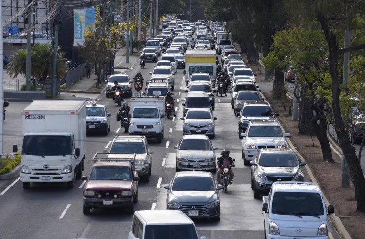 La Policía Municipal de Tránsito (PMT) de Guatemala, ha dado a conocer la implementación de diversas acciones operativas para el fin de semana.