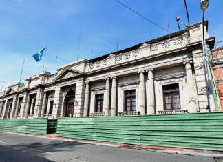 Trabajos de mantenimiento en el Congreso de la República