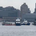 Captura de Pantalla de video publicado en X por el usuario hernandezgl sobre el helicóptero estrellado en el Río Hudson. Foto La Hora: Captura de Pantalla