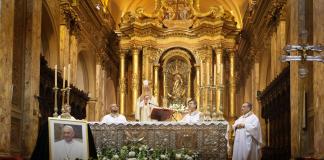 "El papa de los pobres, de los marginados", así recuerda el arzobispo de Argentina a Francisco