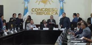 Los jefes de bloque acordaron solo realizar una plenaria el 24 de abril. Foto: La Hora / José Orozco