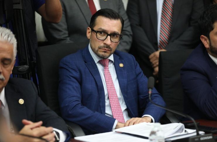 Werner Ovalle continuará como superintendente de la SAT tras cumplir meta de recaudación 2025 El jefe de la SAT, Werner Ovalle, en una citación de la bancada Cabal. Foto: Congreso de la República