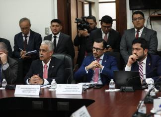 El jefe de la SAT, Werner Ovalle, estima que a finales de julio se tenga aprobado el reglamento de la Ley para la Integración del Sector Productivo Primario y Agropecuario. Foto: Congreso de la República
