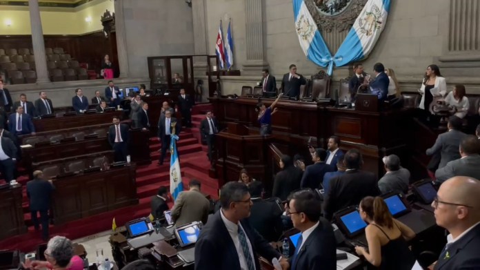 Vamos se pronunció sobre el altercado entre Elena Motta y Greicy De León. Foto La Hora: José Orozco