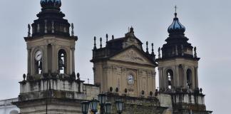 ¿Cuántos cardenales hay en Guatemala y quién participará en el cónclave