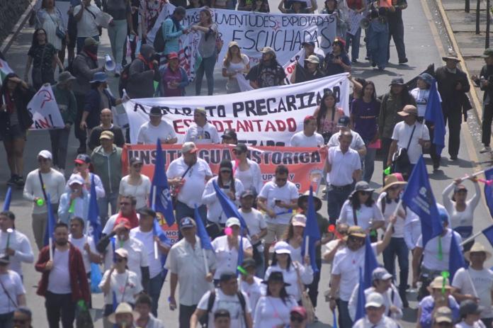 El recorrido concluyó en la Plaza de la Constitución. Foto La Hora: Fabricio Alonzo.