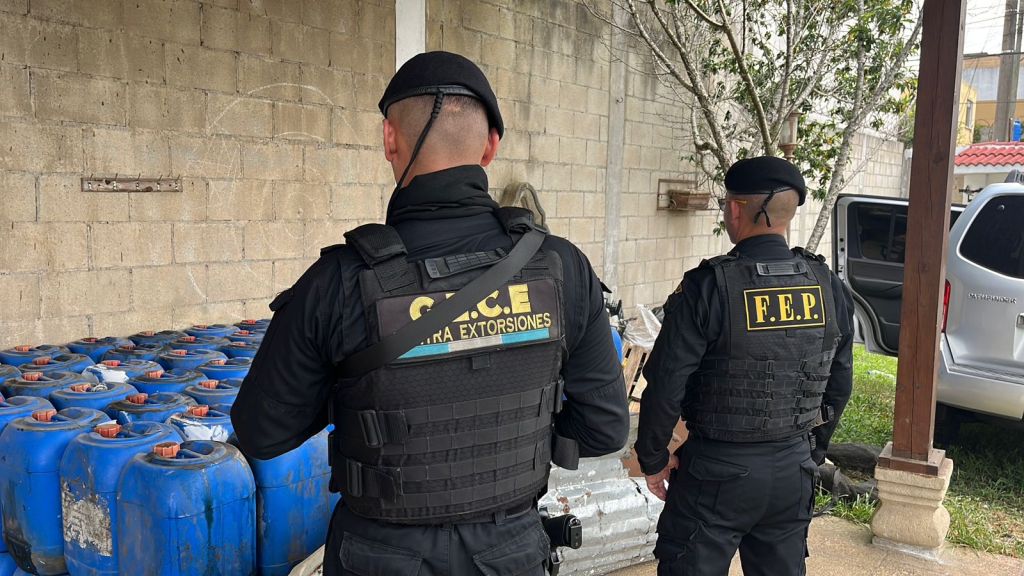 La PNC localizó un narcolaboratorio en San José Pinula. Foto La Hora: PNC