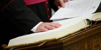 Cuantos días tardó la elección de los últimos 10 cónclaves de la Iglesia Católica