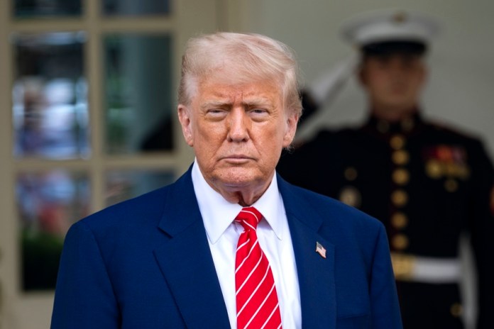 Trump pide a Ucrania que acepte EE.UU. y China consiguen