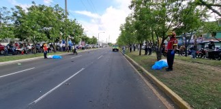 Incidente de tránsito registrado en la Calzada Atanasio Tzul. Foto La Hora: CBM