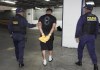 Este viernes 23 de mayo, agentes de la Policía Nacional Civil (PNC) realizaron un operativo en la Colonia Landívar. Foto La Hora: PNC.