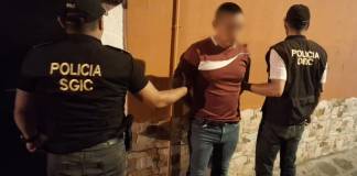 Autoridades capturan a hombre que amarró con alambre a su conviviente tras pelea en Alta Verapaz
