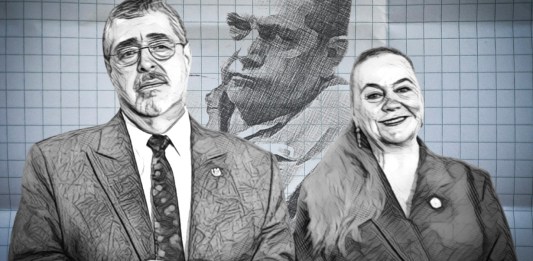 Bernardo Arévalo y Anabella Giracca anuncia la firma y publicación del acuerdo 92-2025 que aprueba el aumento salarial para maestros de enseñanza pública.