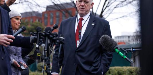 Asesor de seguridad nacional y control migratorio de EE.UU., Tom Homan. Foto La Hora: EFE