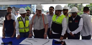 Autoridades del Ministerio de Comunicaciones, Infraestructura, y Vivienda (CIV) sobre el Plan Conecta 2025 y obras suspendidas.