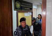 Ex vicepresidenta, Roxana Baldetti, acudio al Juzgado de Extinción de Dominio para evitar que bienes vinculados a su persona siguieran embargados. Foto La Hora: Cortesía