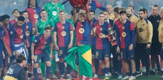 FC Barcelona anunció la renovación de una de sus figuras, el brasileño Raphinha, por una temporada más, Foto La Hora: AP.
