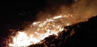 La autoridades han indicado que el siniestro ya fue controlado. Foto La Hora: Conred