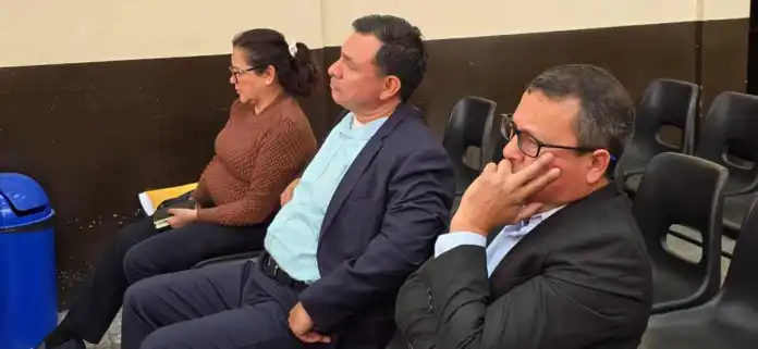 Caso Asalto Al Minsiterio de Salud Celia Escobar, Jorge Rodas y Danilo Valenzuela, son procesados en el caso Asalto al Ministerio de Salud. Foto La Hora: Sergio Osegueda