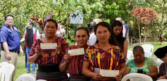 Comadronas guatemaltecas reciben primer estipendio de Q2 mil. Foto La Hora: MSPAS.