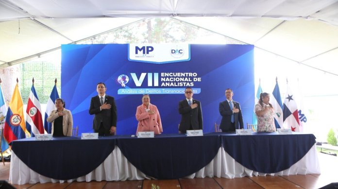 Consuelo porras El MP destinó Q257,700 para la realización del séptimo Encuentro Nacional de Analistas de la Dirección de Análisis Criminal (DAC). Foto La Hora: MP